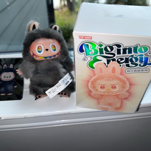 Brand new Big Into Energy ID - secret one - Picture 4 of 5